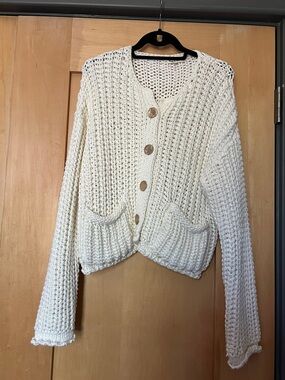 Women's Cream Chunky Knit Button-Front Cardigan